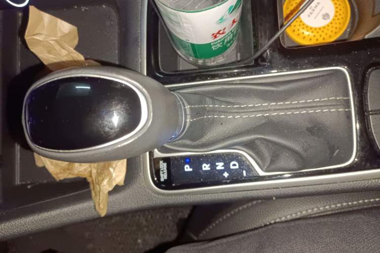 Used Hyundai Sonata Plug-in Hybrid 2018 2.0 PHS Smart Connect Version China V Standard Gear Lever