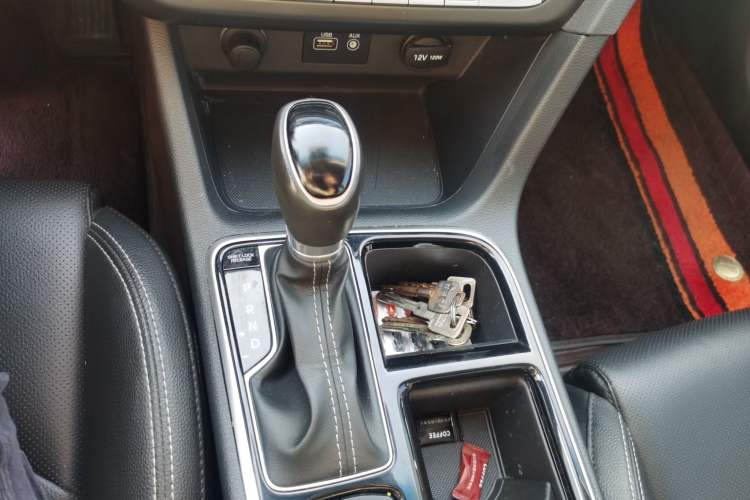 Used Hyundai Sonata Plug-in Hybrid 2018 2.0 PHS Smart Connect Version China VI Standard Gear Lever