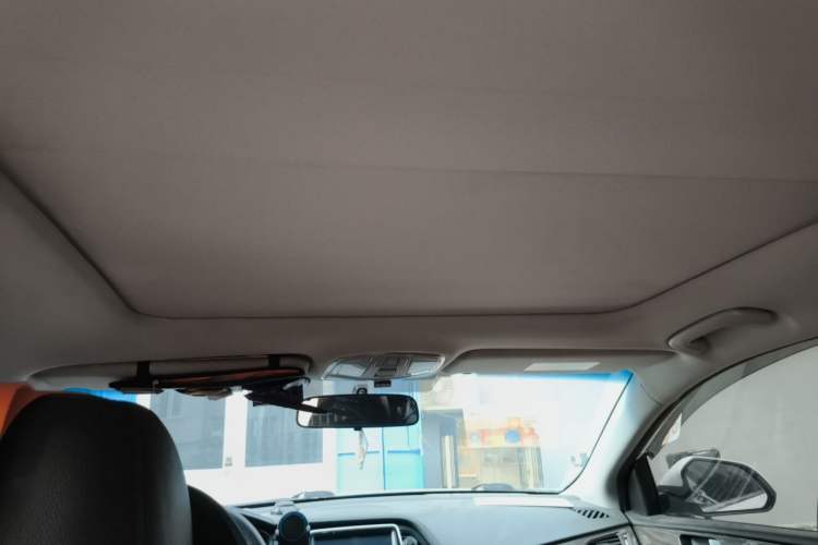 Used Hyundai Sonata Plug-in Hybrid 2018 2.0 PHS Smart Connect Version China VI Standard Headliner