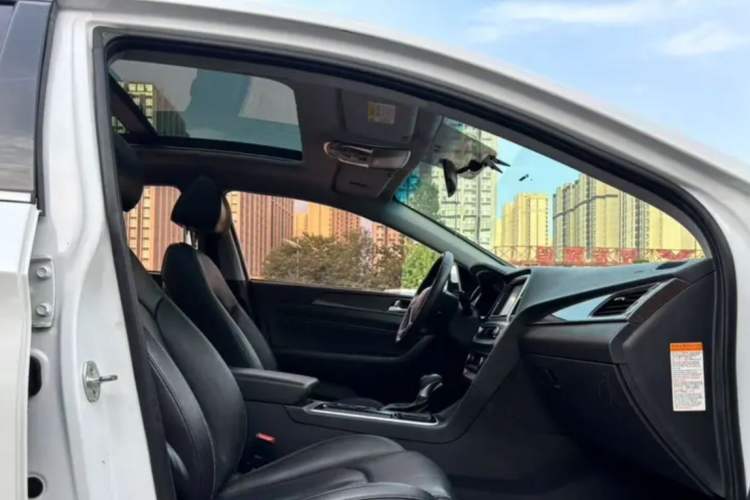Used Hyundai Sonata Plug-in Hybrid 2018 2.0 PHS Smart Connect Version China V Standard Headliner