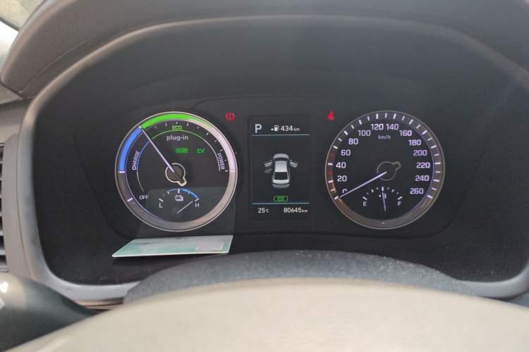 Used Hyundai Sonata Plug-in Hybrid 2018 2.0 PHS Smart Connect Version China V Standard Instrument Cluster