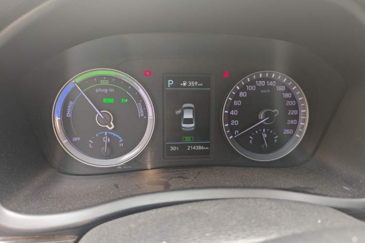 Used Hyundai Sonata Plug-in Hybrid 2018 2.0 PHS Smart Connect Version China VI Standard Instrument Cluster