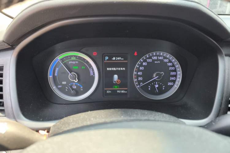 Used Hyundai Sonata Plug-in Hybrid 2018 2.0 PHS Smart Connect Version China VI Standard Instrument Cluster