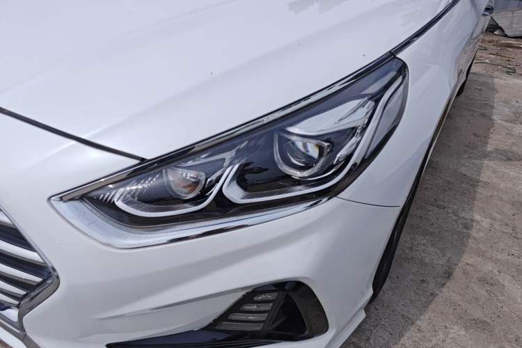 Used Hyundai Sonata Plug-in Hybrid 2018 2.0 PHS Smart Connect Version China VI Standard Left Front Headlight