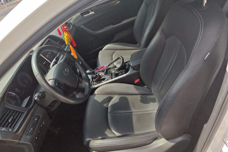 Used Hyundai Sonata Plug-in Hybrid 2018 2.0 PHS Smart Connect Version China V Standard Left Front Seat