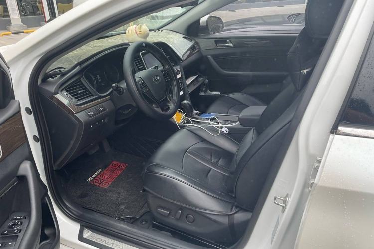 Used Hyundai Sonata Plug-in Hybrid 2018 2.0 PHS Smart Connect Version China V Standard Left Front Seat