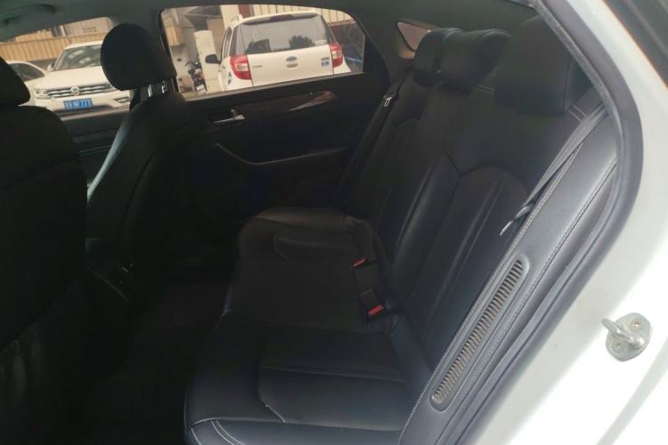 Used Hyundai Sonata Plug-in Hybrid 2018 2.0 PHE Smart Enjoyment Version China VI Standard Left Rear Seat