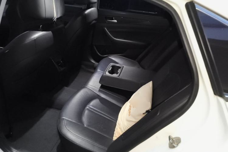 Used Hyundai Sonata Plug-in Hybrid 2018 2.0 PHS Smart Connect Version China V Standard Left Rear Seat