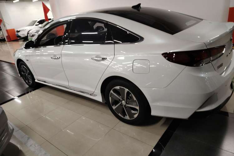 Used Hyundai Sonata Plug-in Hybrid 2018 2.0 PHS Smart Connect Version China VI Standard Left Side