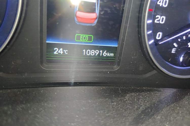 Used Hyundai Sonata Plug-in Hybrid 2018 2.0 PHS Smart Connect Version China VI Standard Odometer Close Up