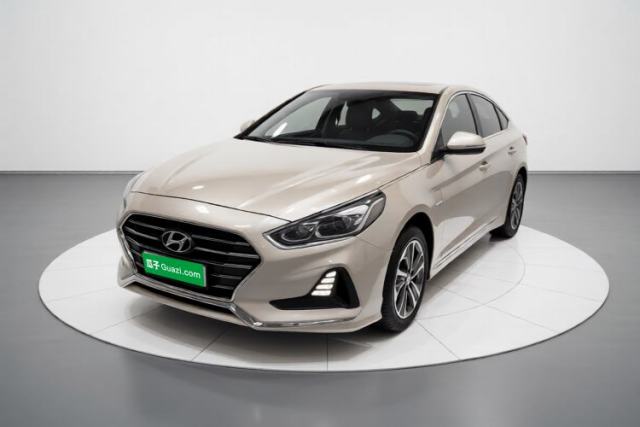Ojetý Hyundai Sonata Plug-in Hybrid 2018 2.0 PHS Smart Connect Version China VI Standard