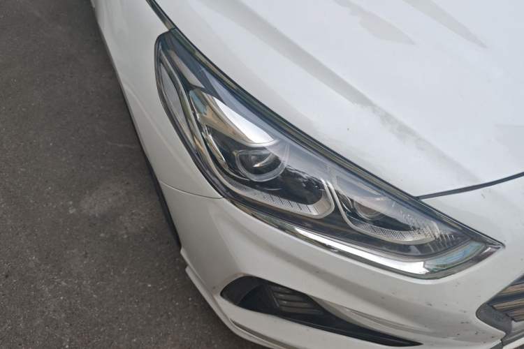 Used Hyundai Sonata Plug-in Hybrid 2018 2.0 PHS Smart Connect Version China VI Standard Right Front Headlight
