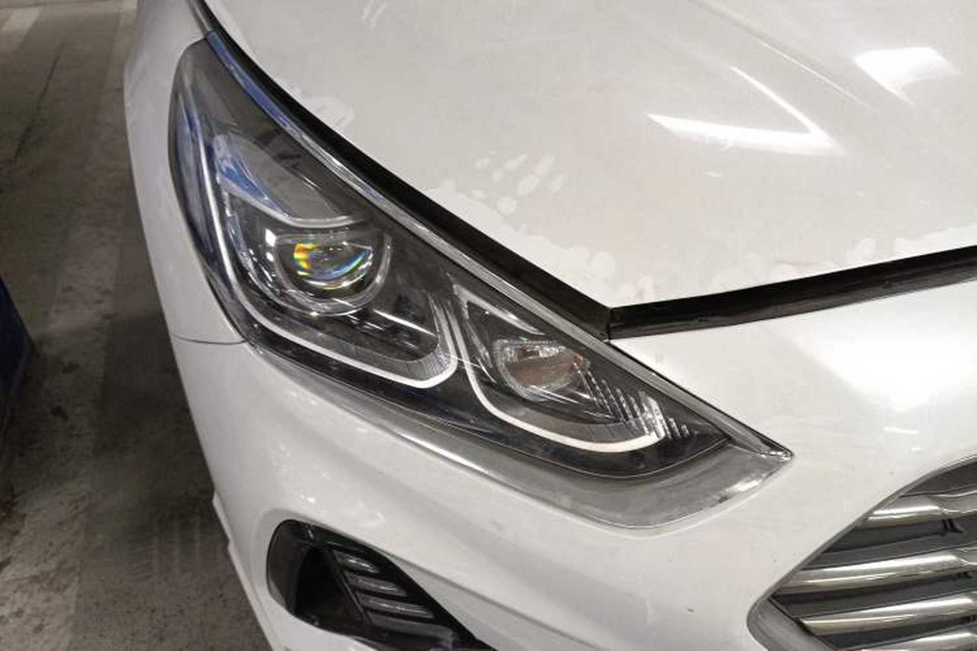 Used Hyundai Sonata Plug-in Hybrid 2018 2.0 PHS Smart Connect Version China VI Standard Right Front Headlight