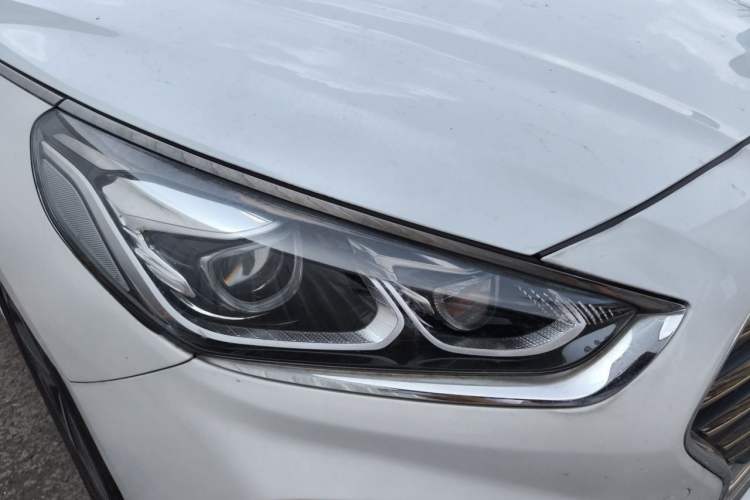 Used Hyundai Sonata Plug-in Hybrid 2018 2.0 PHS Smart Connect Version China VI Standard Right Front Headlight