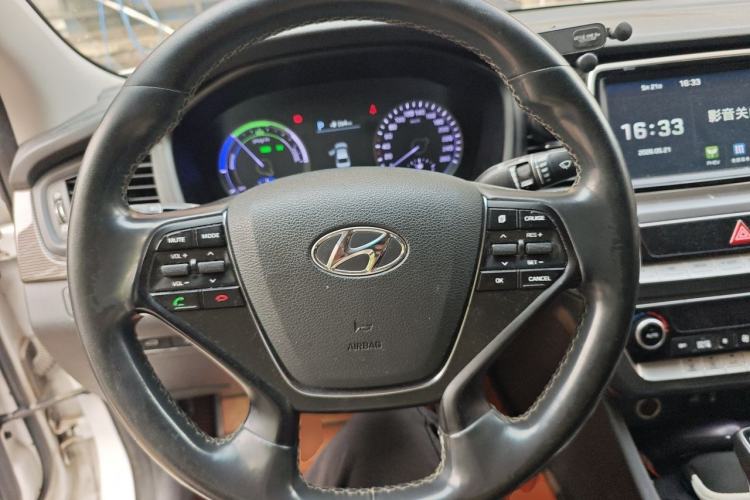 Used Hyundai Sonata Plug-in Hybrid 2018 2.0 PHS Smart Connect Version China VI Standard Steering Wheel