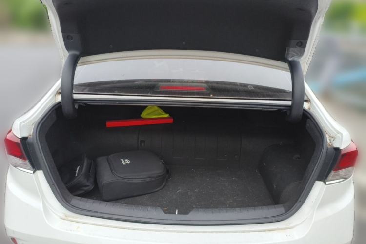 Used Hyundai Sonata Plug-in Hybrid 2018 2.0 PHS Smart Connect Version China V Standard Trunk