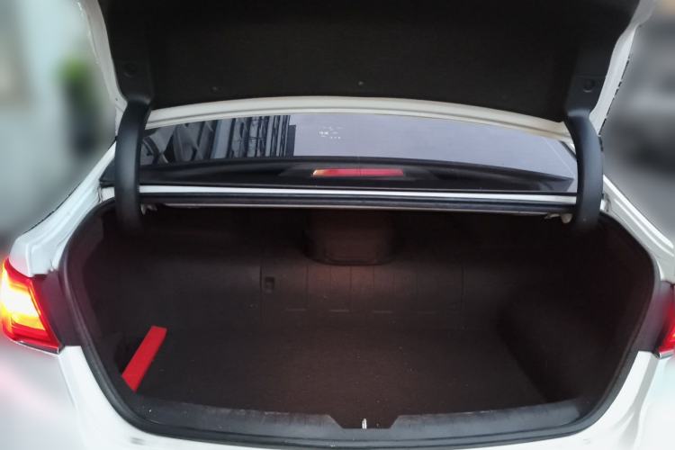 Used Hyundai Sonata Plug-in Hybrid 2018 2.0 PHS Smart Connect Version China V Standard Trunk