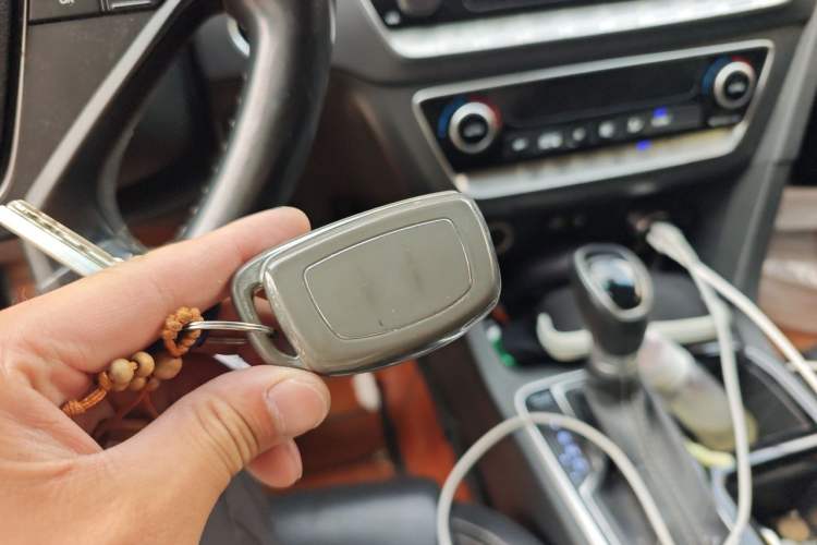 Used Hyundai Sonata Plug-in Hybrid 2018 2.0 PHS Smart Connect Version China VI Standard Vehicle Key