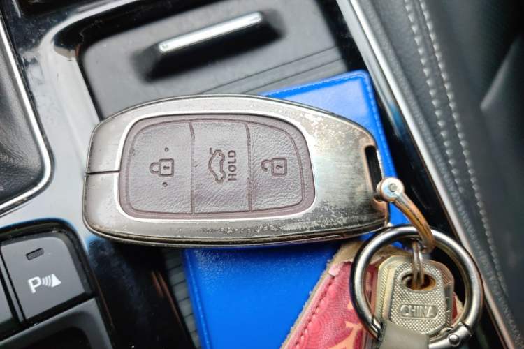 Used Hyundai Sonata Plug-in Hybrid 2018 2.0 PHS Smart Connect Version China V Standard Vehicle Key