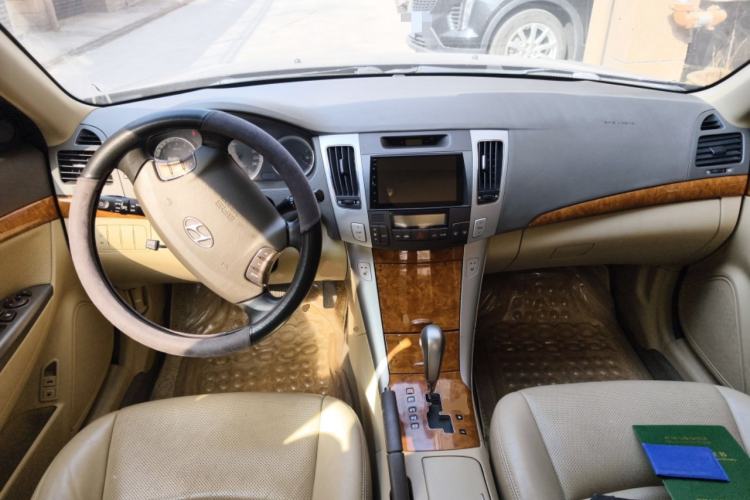 Used Hyundai SONATA·NFC 2009 2.0L Automatic GLS Center Console