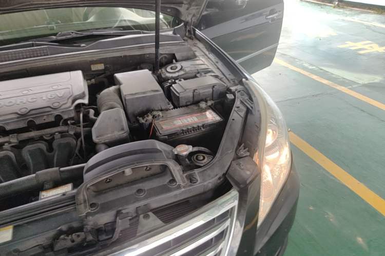 Used Hyundai SONATA·NFC 2009 2.0L AT GL Engine Bay Left