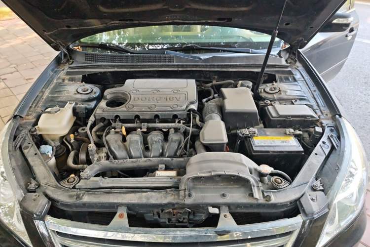 Used Hyundai SONATA·NFC 2009 2.0L Automatic GLS Engine Bay