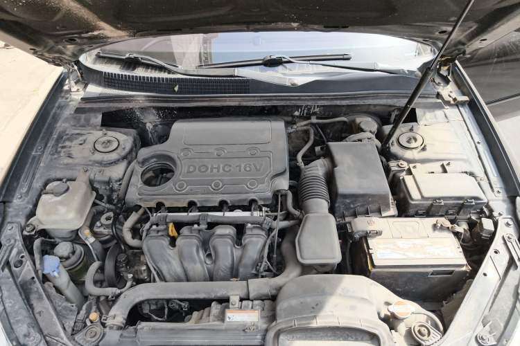Used Hyundai SONATA·NFC 2009 2.0L Automatic GLS Engine Bay