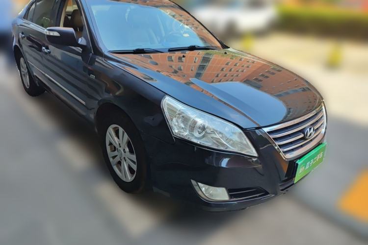 Used Hyundai SONATA·NFC 2009 2.0L AT TOP Front Right 45 Deg
