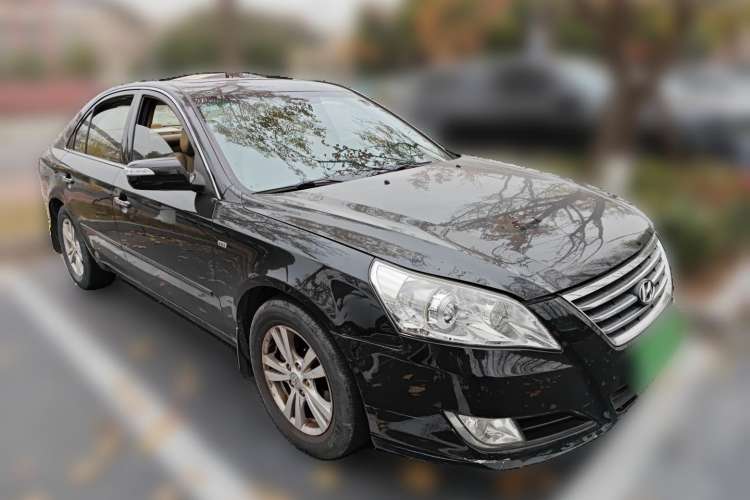 Used Hyundai SONATA·NFC 2009 2.0L Automatic GLS Front Right 45 Deg