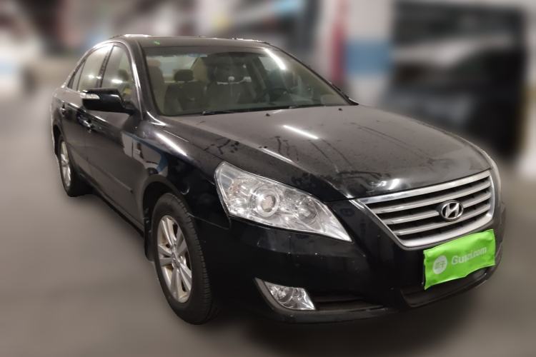 Used Hyundai SONATA·NFC 2009 2.0L Automatic GLS Front Right 45 Deg