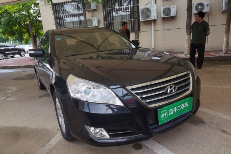 Used Hyundai SONATA·NFC 2009 2.0L Automatic GLS Front Right 45 Deg