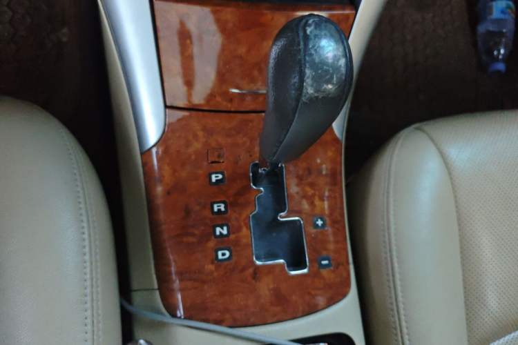 Used Hyundai SONATA·NFC 2009 2.0L Automatic GLS Gear Lever