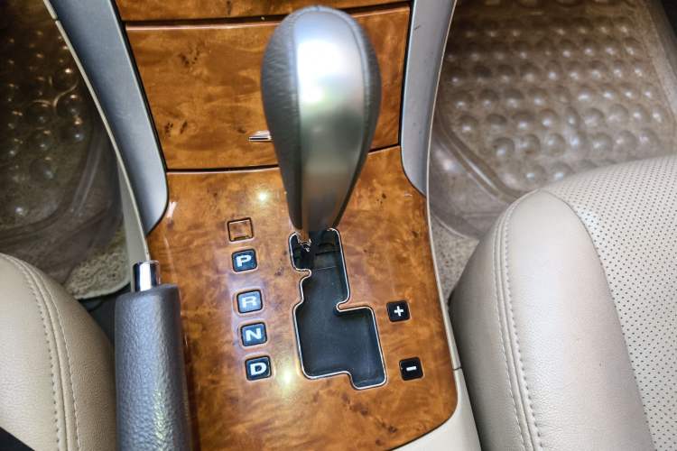 Used Hyundai SONATA·NFC 2009 2.0L Automatic GLS Gear Lever
