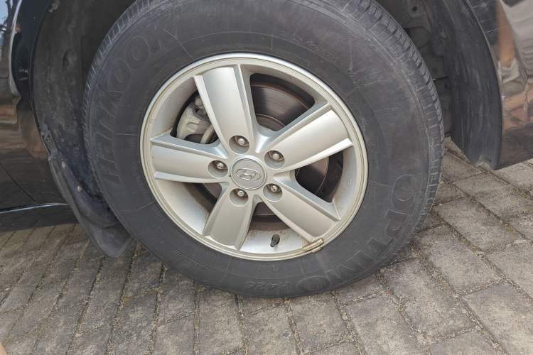 Used Hyundai SONATA·NFC 2009 2.0L AT GL Right Front Wheel Hub