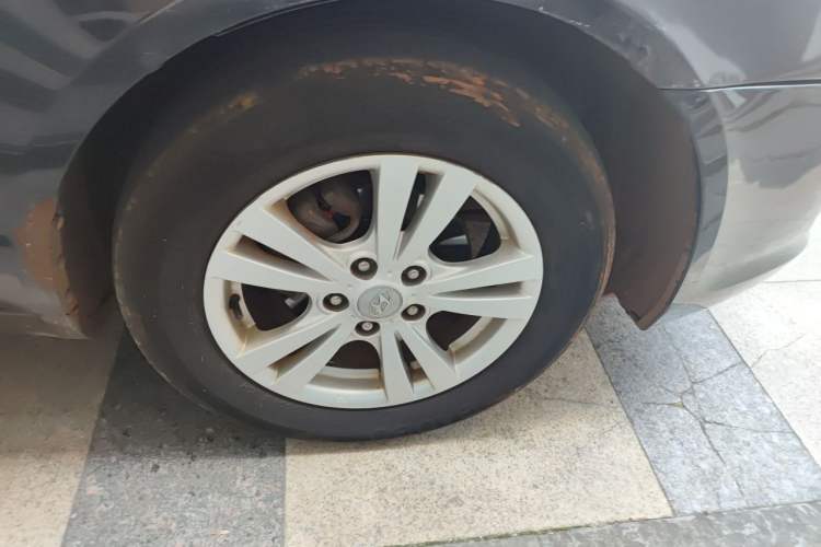 Used Hyundai SONATA·NFC 2009 2.0L AT TOP Right Front Wheel Hub