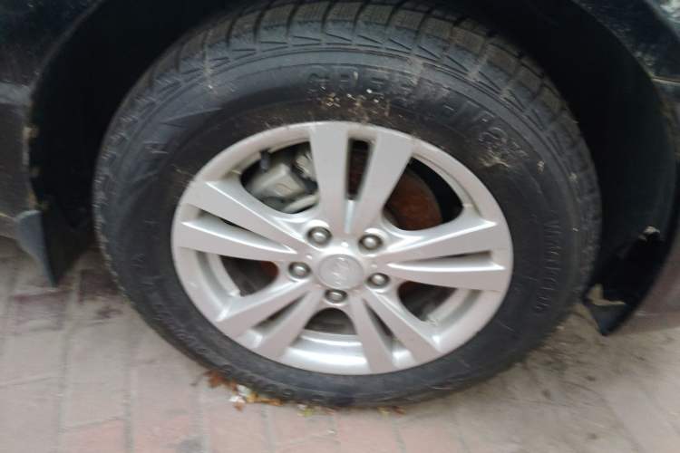 Used Hyundai SONATA·NFC 2009 2.0L AT GL Right Front Wheel Hub