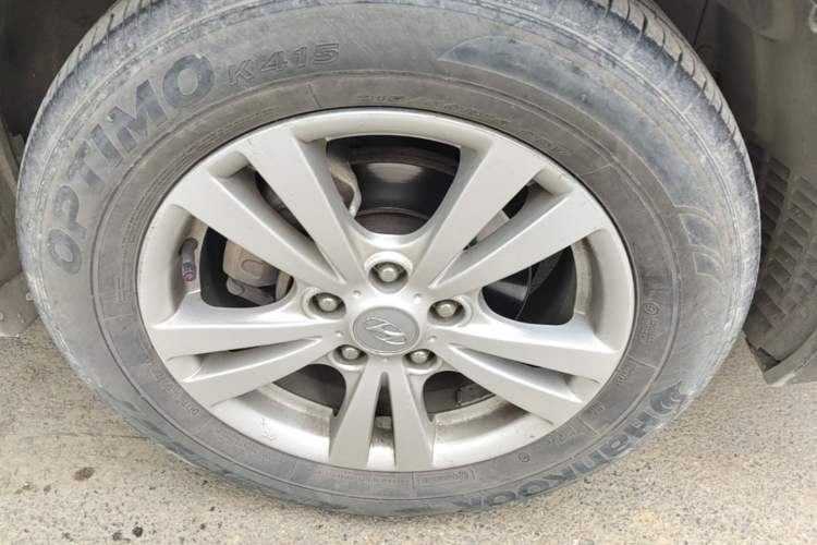 Used Hyundai SONATA·NFC 2009 2.0L Automatic GLS Right Front Wheel Hub
