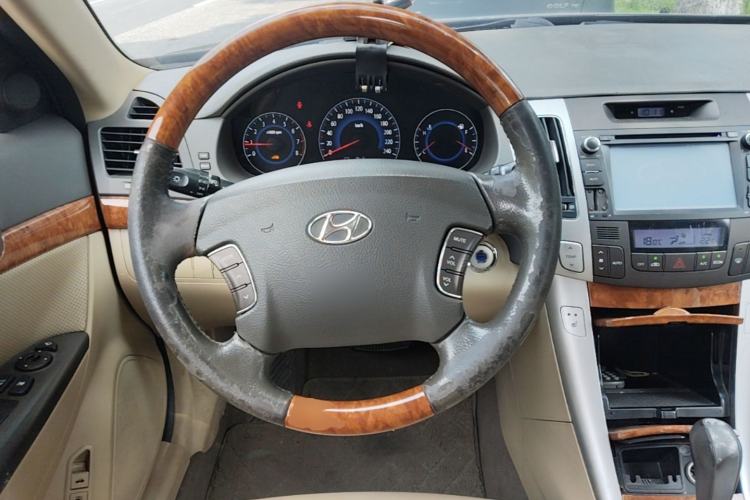 Used Hyundai SONATA·NFC 2009 2.0L Automatic GLS Steering Wheel