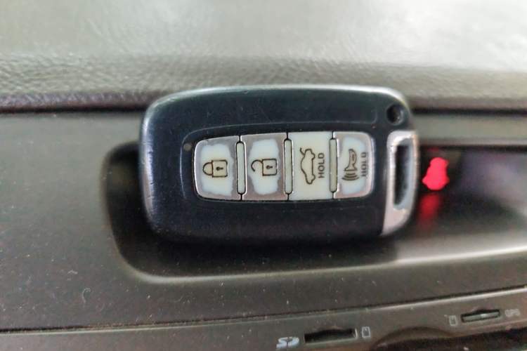 Used Hyundai SONATA·NFC 2009 2.0L Automatic GLS Vehicle Key