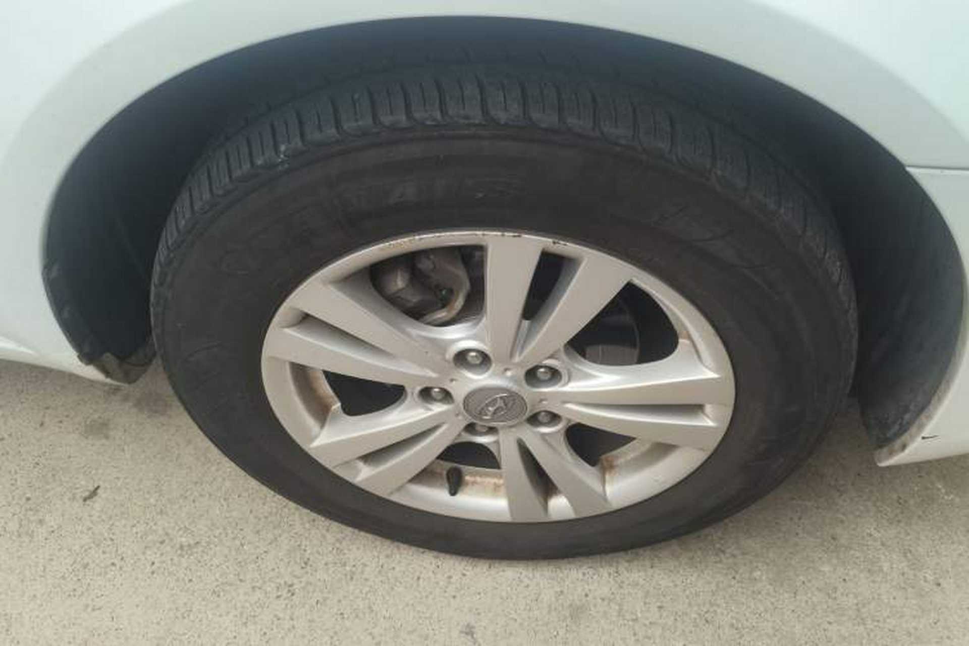 Used Hyundai SONATA·NFC 2009 2.0L Automatic GLS Right Front Wheel Hub