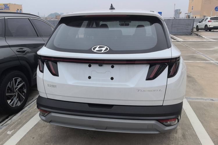 Used Hyundai Tucson 2025 Tucson L 1.5T Elite Edition Exterior 4