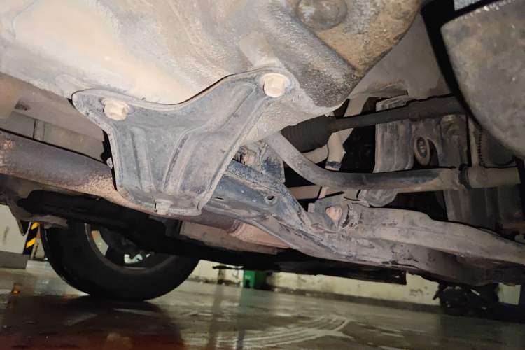 Used Hyundai Tucson 2006 2.0L Automatic 2WD Comfort Edition Chassis Front Right