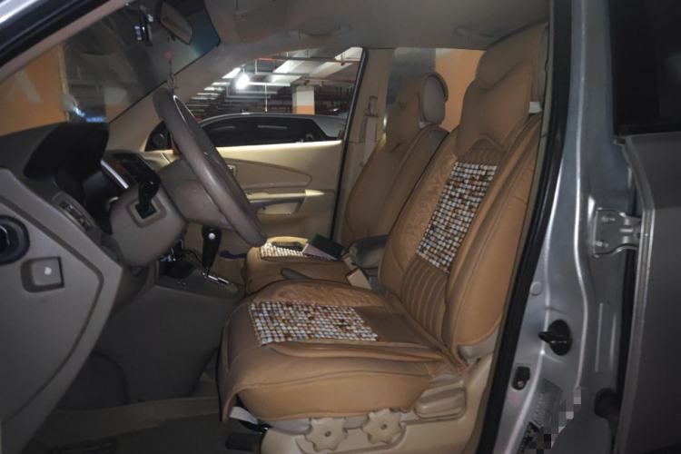Used Hyundai Tucson 2006 2.0L Automatic 2WD Comfort Edition Left Front Seat