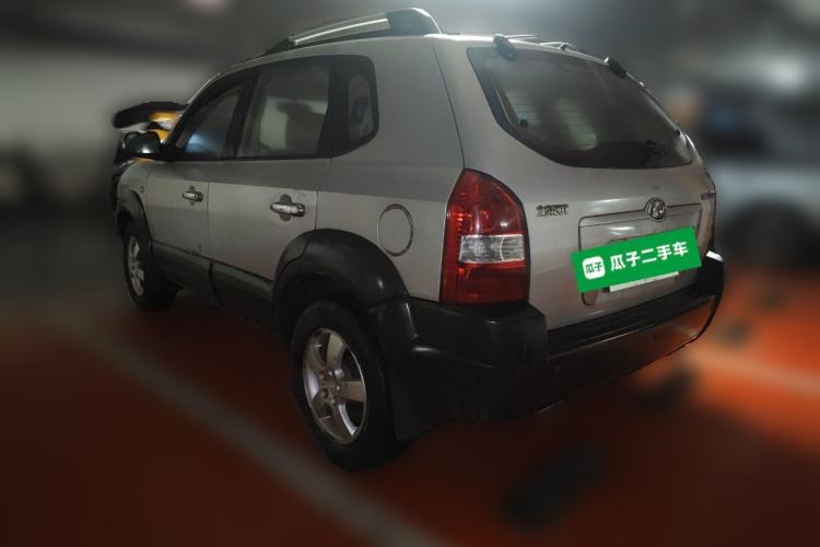 Used Hyundai Tucson 2006 2.0L Automatic 2WD Comfort Edition Rear Left 45 Deg