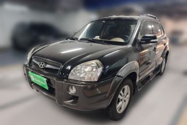 Used Hyundai Tucson 2009 2.0L Automatic Two-Wheel Drive with Sunroof