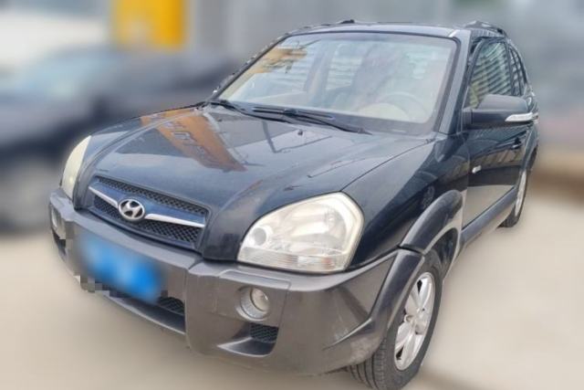 Used Hyundai Tucson 2009 2.0L Manual 4x4 Luxury Version