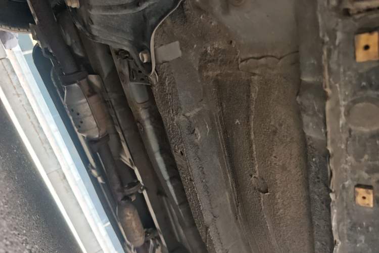 Used Hyundai Tucson 2009 2.0L Manual Two-Wheel Drive Fashion Edition Chassis Front Left