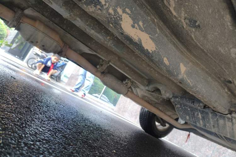 Used Hyundai Tucson 2009 2.0L Automatic Two-Wheel Drive with Sunroof Chassis Front Left