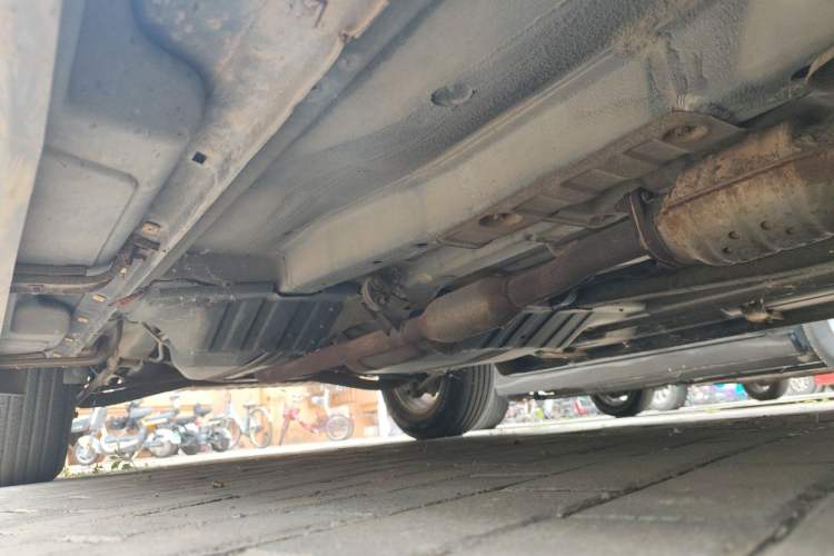 Used Hyundai Tucson 2009 2.0L Automatic Two-Wheel Drive with Sunroof Chassis Front Right