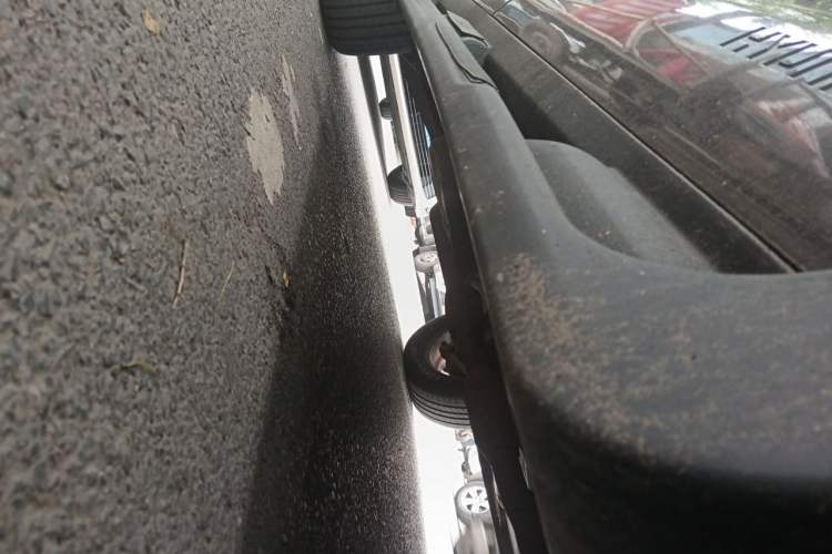 Used Hyundai Tucson 2009 2.0L Automatic Two-Wheel Drive with Sunroof Chassis Front Right